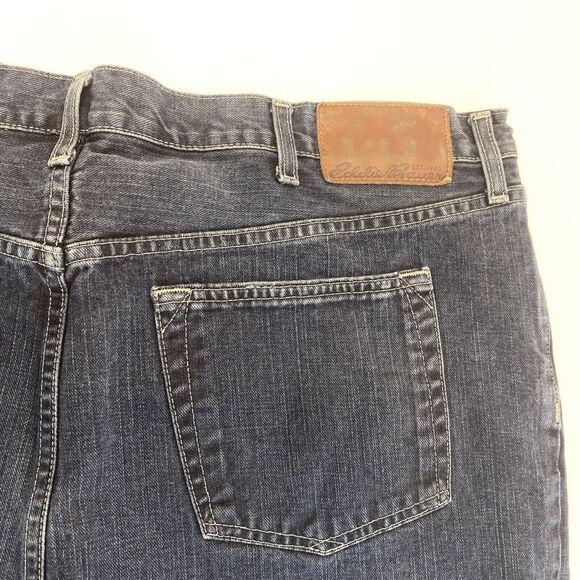 Eddie Bauer Men’s T44X34 Denim Jeans Blue Relaxed Fit Medium Wash 100% Cotton - Picture 6 of 16
